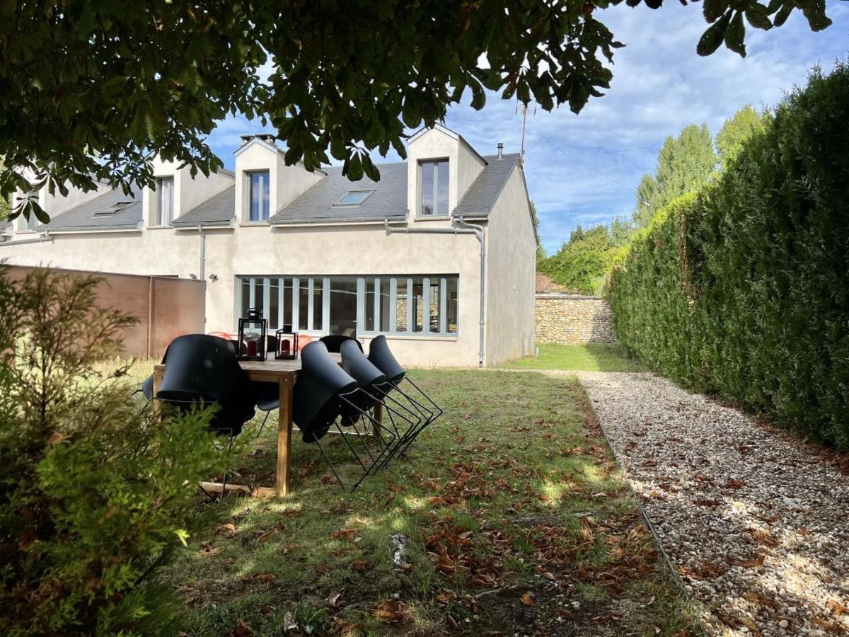 Villa Maison De Campagne Entierement Climatisee Avec Grand Jardin Pressagny-lʼOrgeuilleux Exterior foto